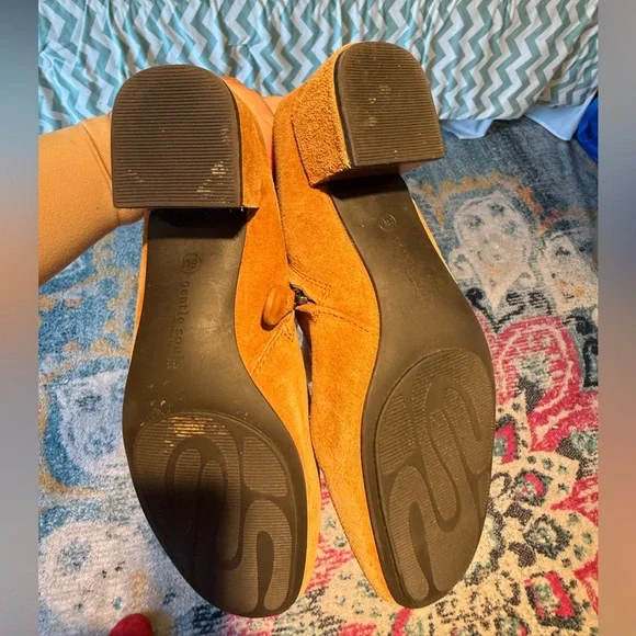 Gentle Souls)Kenneth Cole) Tan High boot, tan, 8M - Picture 7 of 8